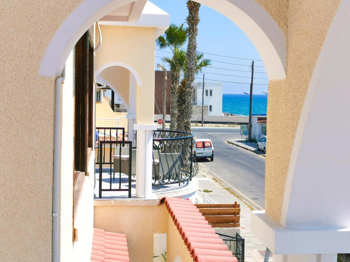 Bella Ciao Beach Apartments Λιβάδια Εξωτερικό φωτογραφία